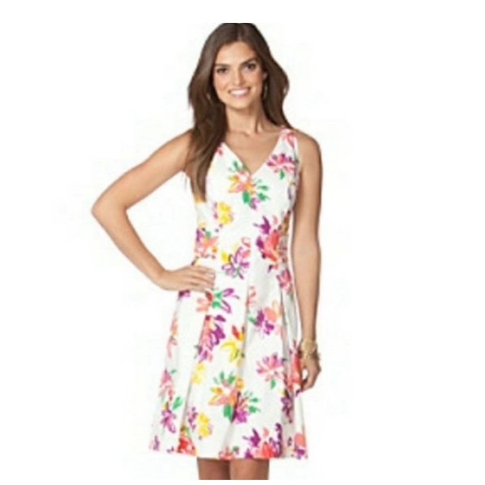 Chaps Sleeveless Floral Dress White Cotton Blend V-Neck Pleated Fit & Flare Sz 4 - Picture 2 of 10